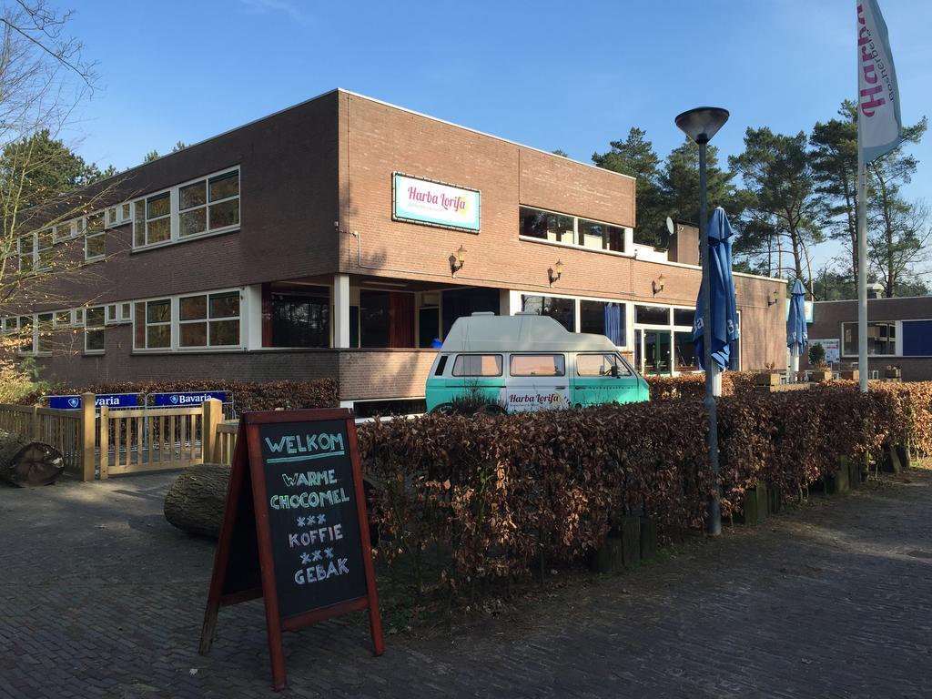 Harba Lorifa Hostel Valkenswaard Exterior foto